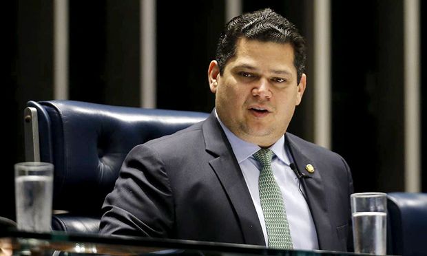 Alcolumbre tenta sabotar sabatina de Jorge Messias para o STF