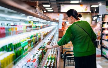 Associação de supermercados celebra mudanças no VR e VA