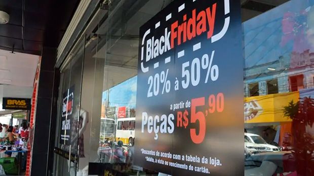 Black Friday 2025 deve movimentar R$ 5,4 bi no Brasil, diz CNC