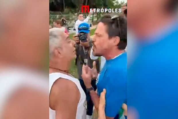 Bolsonaristas e lulista brigam na porta da PF: “Fora, escroto”