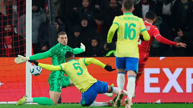 Brasil fecha ano com empate diante da Tunísia