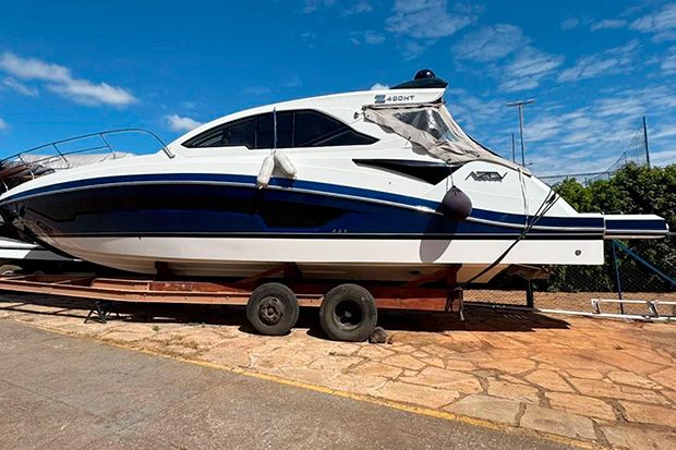 Careca do INSS quitou lancha de luxo após três Pix de R$ 400 mil