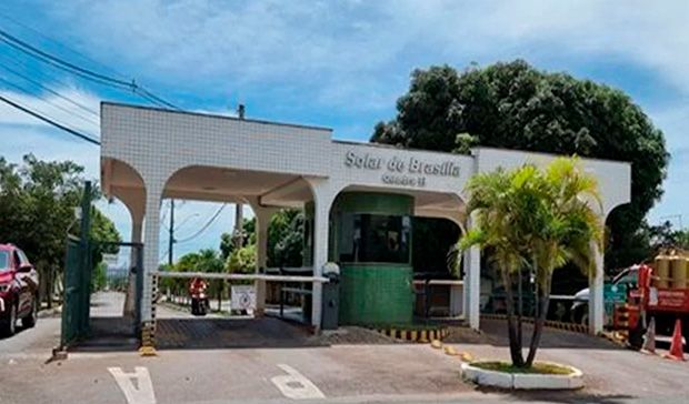 Condomínio de Bolsonaro comemorou prisão preventiva do ex-presidente com queima de fogos