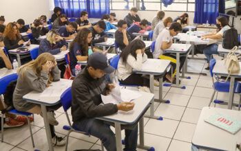 Conheça as regras para a prova de redação do Enem 2025 no domingo