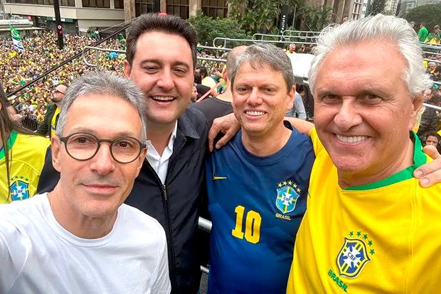 De olho em votos, governadores da direita prometem anistia a Bolsonaro