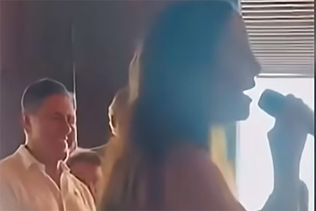 Desembargador do TJ-BA faz festa de luxo com Ivete Sangalo às vésperas de eleição