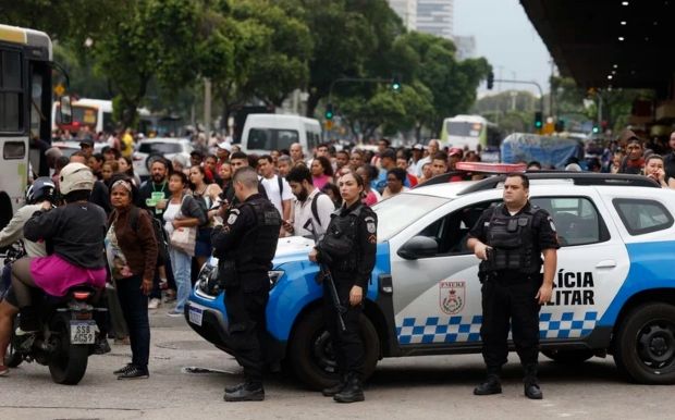 Dois mortos antes da ação no Rio foram listados pela polícia como vítimas da chacina
