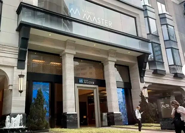 Estados e municípios aplicaram quase R$ 2 bilhões no Banco Master