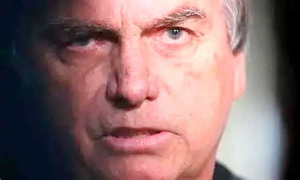 Governo do DF pede para Moraes avaliar se Bolsonaro pode ficar na Papuda