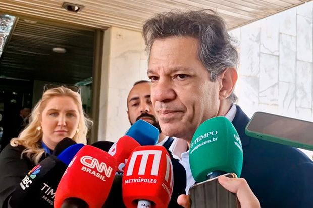 Haddad diz que PL Antifacção asfixia a PF e não o crime organizado