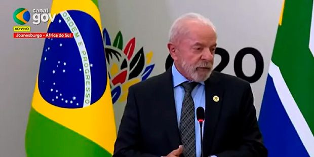 “Justiça decidiu, está decidido. Todo mundo sabe o que ele fez”, diz Lula sobre Bolsonaro