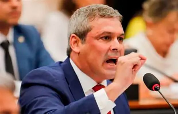 Lindbergh critica quarta versão do relatório de Derrite do PL Antifacção