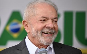 Lula sanciona nesta quarta-feira, 26, Lei que amplia isenção do Imposto de Renda