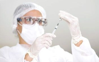 Luta contra a doença Brasil aprova a primeira vacina de dose única do mundo contra a dengue