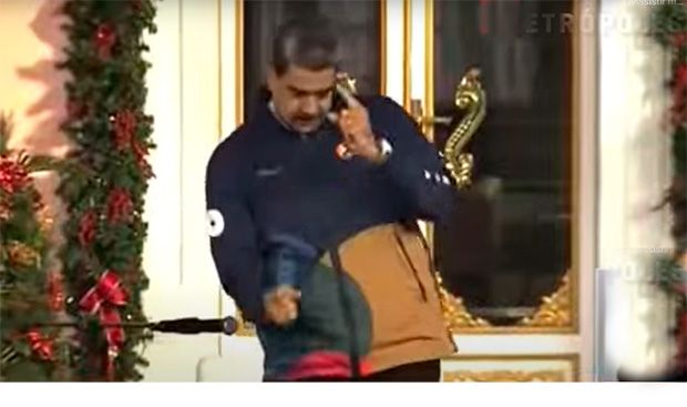 Maduro faz “passinho” com música anti-guerra em marcha em homenagem ao Dia do Estudante