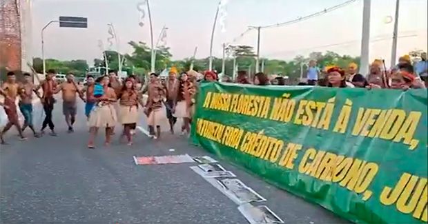 Munduruku fazem protesto e cobram participação na COP30
