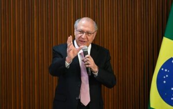 Na Bolívia, Alckmin defende ação entre países para combater facções