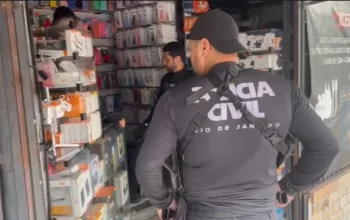 Polícia do RJ faz megaoperação em 11 estados contra roubo de celulares