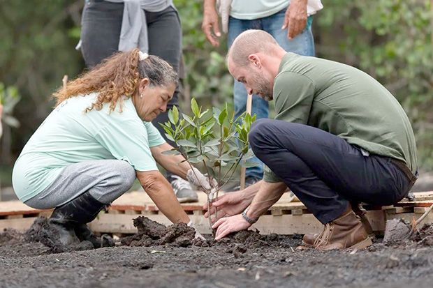 Príncipe William anuncia parceria para proteger defensores da Amazônia
