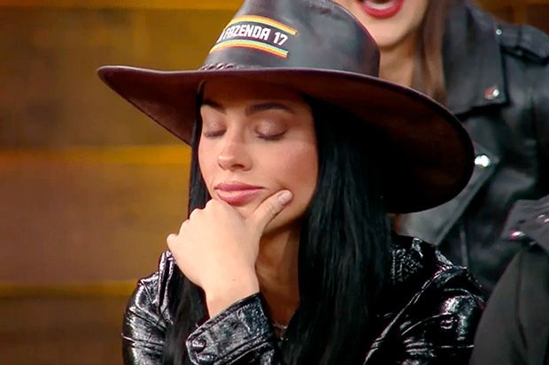 Rayane "foge" de perguntas sobre Belo e Viviane Araújo; assista