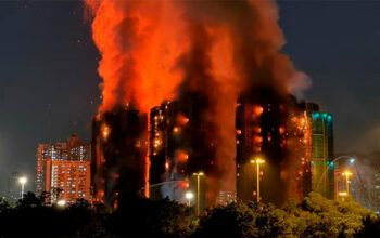 Sobe para 44 o nº de mortos em incêndio Hong Kong; 3 pessoas são presas