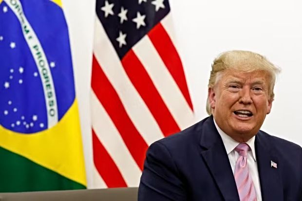 Decisão de Trump pode beneficiar diretamente países como Brasil, Vietnã e Colômbia — principais fornecedores do grão ao mercado norte-americano.