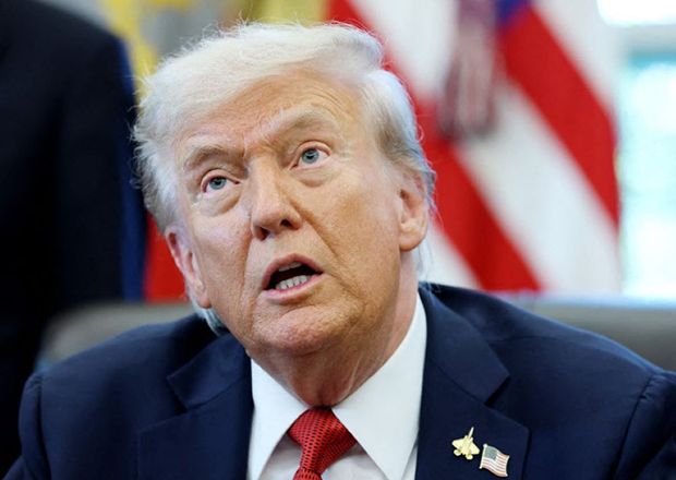 Trump diz que poderia conversar com Maduro em meio a tensão na Venezuela