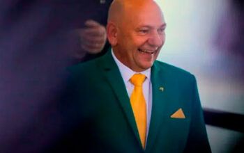 Após anunciar que deixaria o Brasil se Lula vencesse, Luciano Hang anuncia novas lojas da Havan