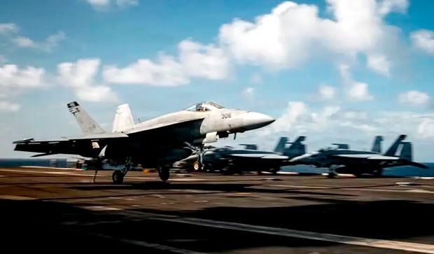 Caças dos EUA sobrevoam o Golfo da Venezuela e encobrem resgate de María Corina Machado