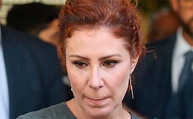 Carla Zambelli renuncia ao mandato de deputada após decisão do STF