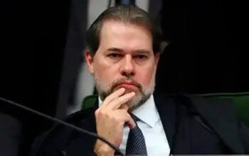 Dias Toffoli foi ao Peru no mesmo jato privado de advogado de diretor preso do Banco Master