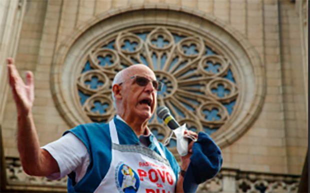 "É para o bem dele", diz Dom Odilo sobre suspensão das redes do padre Júlio