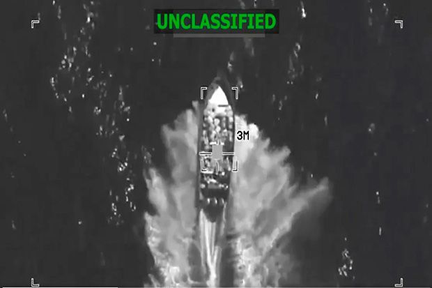 Estados Unidos ataca outro barco na região do Oceano Pacífico