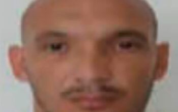 Fagner Falcão é assassinado e tem a barriga aberta por detentos que picham parede com sangue da vítima