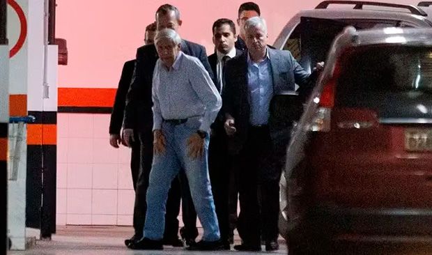 General Heleno deixa o Comando Militar e começa a cumprir prisão domiciliar