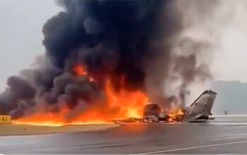 Jato executivo cai ao pousar e causa incêndio em aeroporto Regional de Statesville, na Carolina do Norte