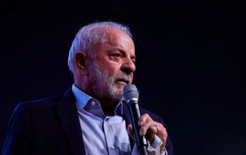 Lula parabeniza o ultraconservador José Antonio Kast pela vitória no segundo turno da eleição presidencial no Chile