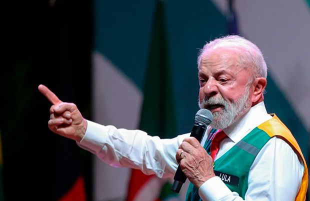 Lula endurece discurso contra feminicídios e diz que o assassinato de mulheres é uma questão institucional