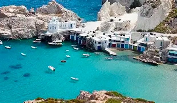 Menino de dois anos morreu após ser atacado por um pitbull em uma ilha turística popular na Grécia