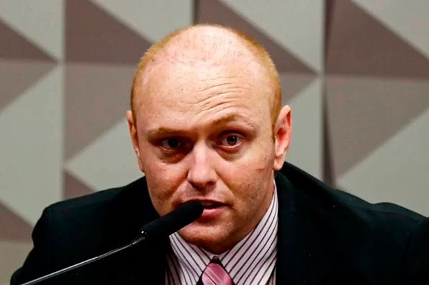 Moraes consulta PGR sobre semiaberto para o hacker Walter Delgatti