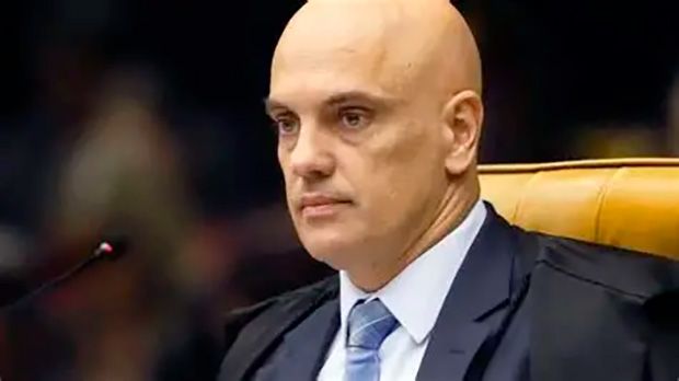 Alexandre de Moraes decreta prisão de Silvinei após violação de tornozeleira e fuga