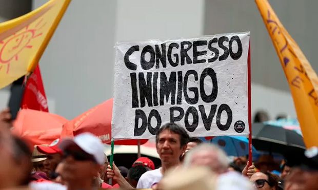 Movimentos contra o PL da Dosimetria pipocam em SP, BH e outras cidades do país
