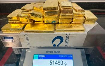 PF intercepta avião e apreende 54 barras de ouro no aeroporto de Boa Vista