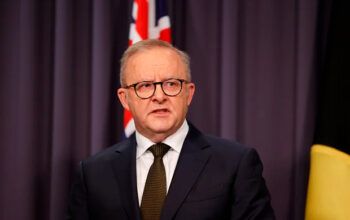 Premiê australiano é vaiado durante homenagem a vítimas de atentado