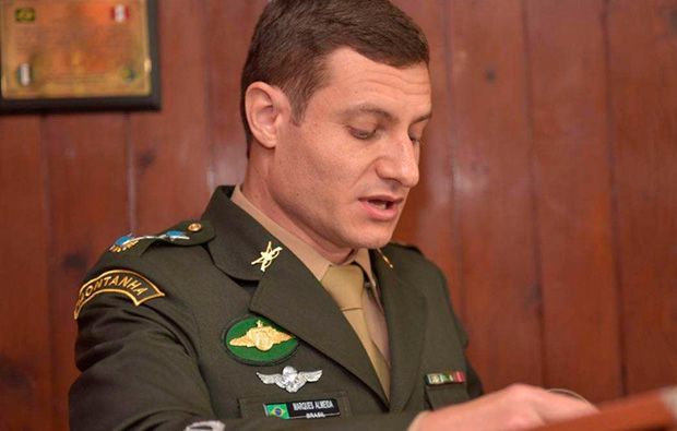 Tenente-coronel condenado pela trama golpista se entrega à PF após ordem de Moraes