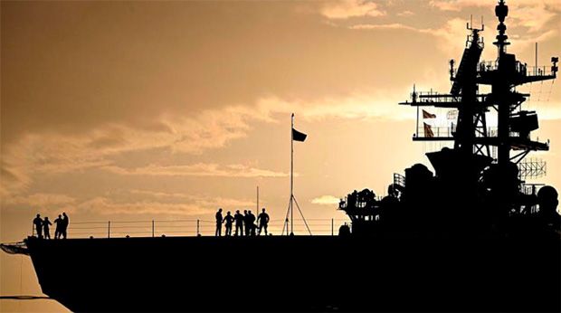 Trump classifica governo da Venezuela como "organização terrorista" e ordena "bloqueio" ao país