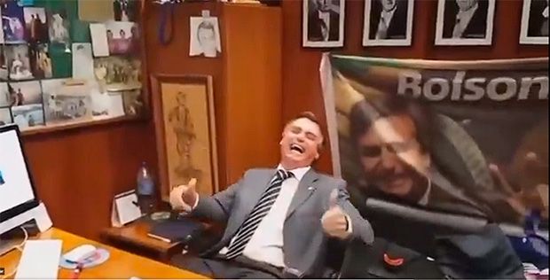 “A Papuda lhe espera”: web resgata VÍDEO de Bolsonaro após transferência