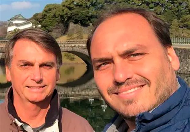 Carlos Bolsonaro pede que Trump tire o pai da cadeia e cita Nicarágua e Venezuela