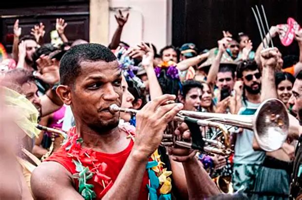 Carnaval não oficial abre pré-folia neste domingo no Rio