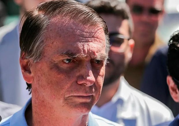 Citando Fux, defesa quer caso Bolsonaro analisado pelo Plenário do STF